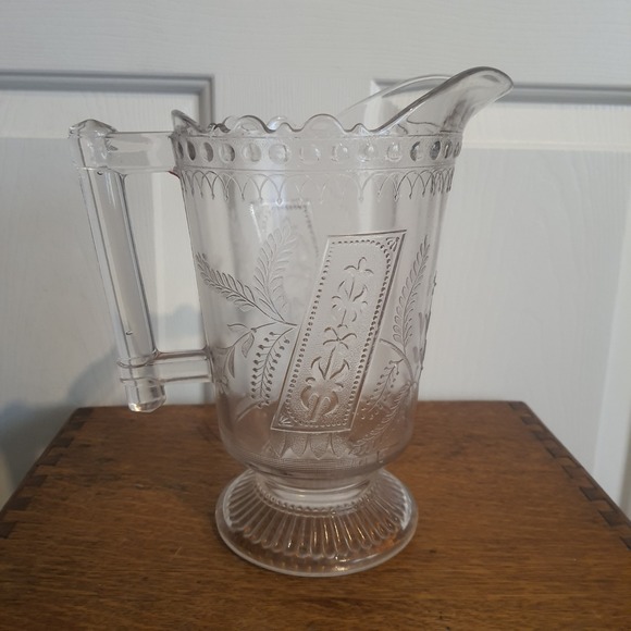 Clear Glass Drink Pitcher Embossed Floral Scalloped Rim...